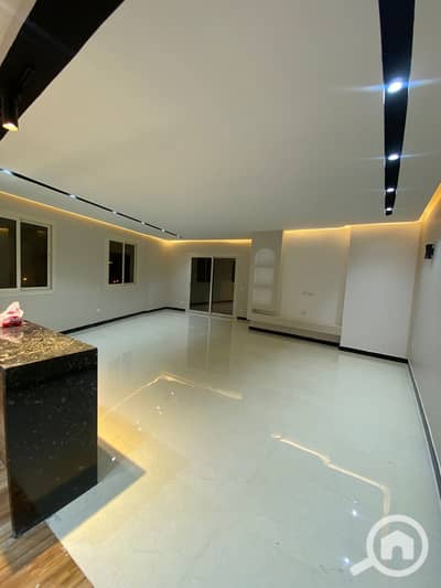 3 Bedroom Flat for Sale in Sheikh Zayed, Giza - WhatsApp Image 2026-10-09 at 2.52. 53 AM (2). jpeg 3 Bedroom Flat for Sale in Sheikh Zayed, Giza - WhatsApp Image 2026-10-09 at 2.52. 53 AM (2). jpeg
