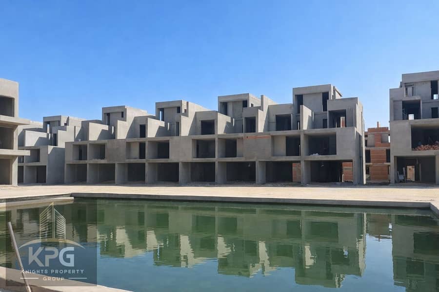 17 Copy of Construction 05. png