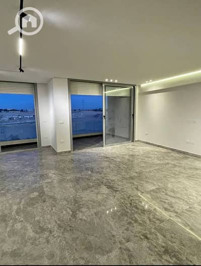 4 Bedroom Flat for Sale in 6th of October, Giza - 658164556_122121638073170179_4835631241421927389_n. jpg 4 Bedroom Flat for Sale in 6th of October, Giza - 658164556_122121638073170179_4835631241421927389_n. jpg