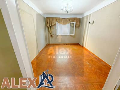 4 Bedroom Apartment for Sale in Saba Pasha, Alexandria - WhatsApp Image 2026-10-12 at 11.46. 50 AM. jpeg