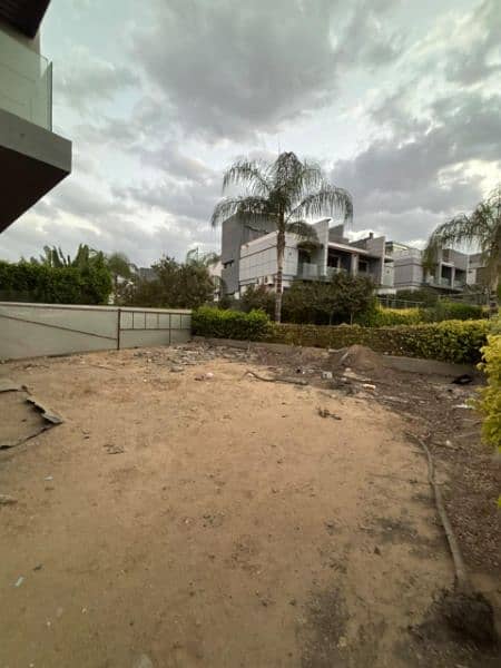4 WhatsApp Image 2026-10-11 at 10.58. 09 AM (1). jpg