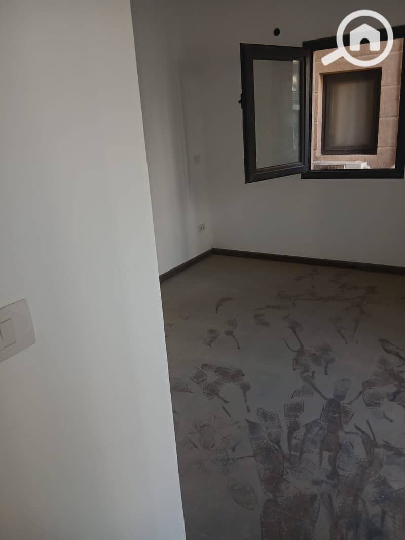7 1000961744. jpg