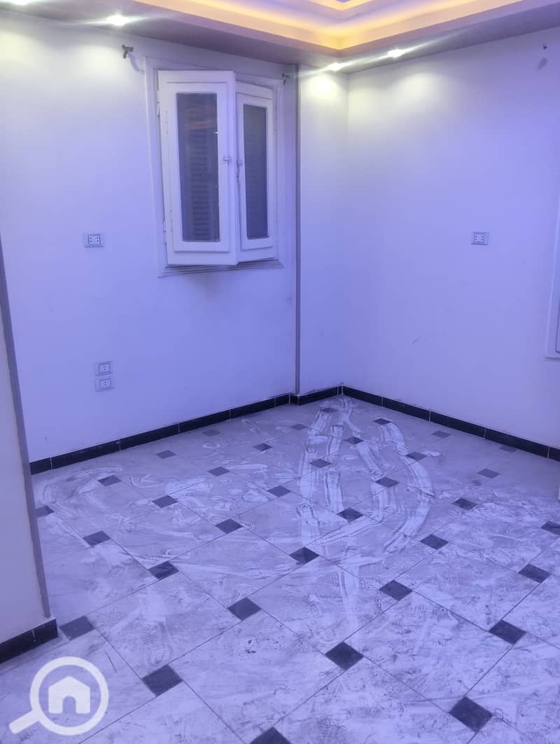 3 22389. jpg