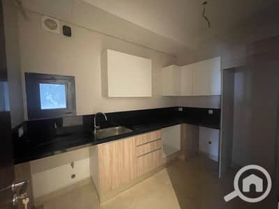 3 Bedroom Flat for Sale in Sheikh Zayed, Giza - WhatsApp Image 2026-10-12 at 11.30. 08 PM (5). jpeg 3 Bedroom Flat for Sale in Sheikh Zayed, Giza - WhatsApp Image 2026-10-12 at 11.30. 08 PM (5). jpeg