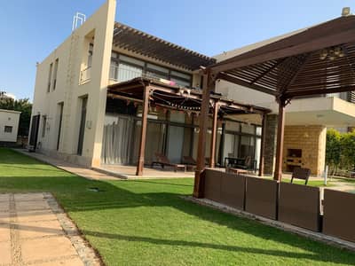 5 Bedroom Villa for Sale in Sheikh Zayed, Giza - VILLA ALLEGRIA PRIME LOCATION 5 Bedroom Villa for Sale in Sheikh Zayed, Giza - VILLA ALLEGRIA PRIME LOCATION