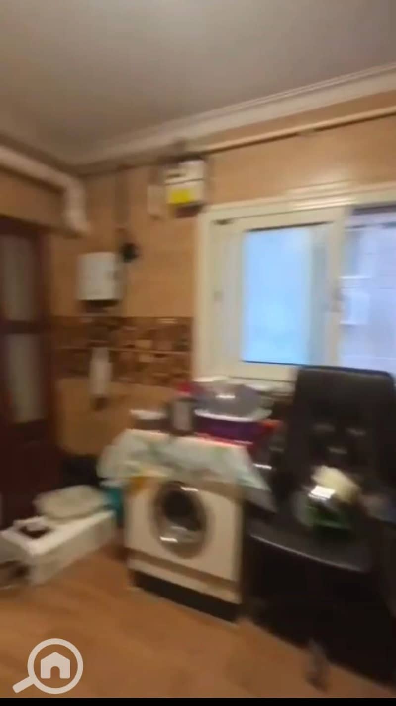 8 1001271984. jpg
