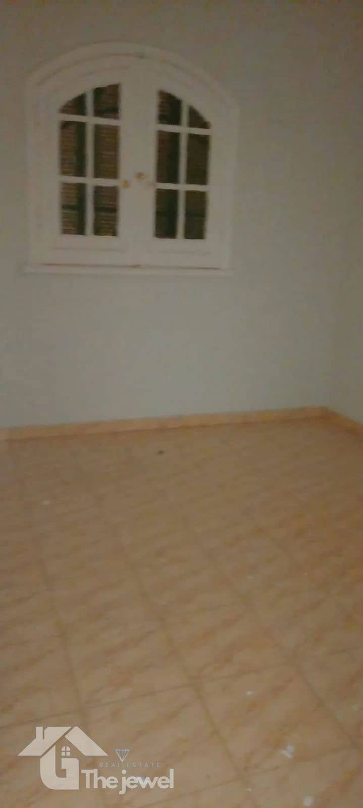 2 AG-114-02. jpg
