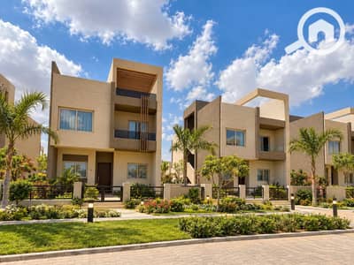 3 Bedroom Townhouse for Sale in Sheikh Zayed, Giza - Sunny Modern Villa Development. png 3 Bedroom Townhouse for Sale in Sheikh Zayed, Giza - Sunny Modern Villa Development. png