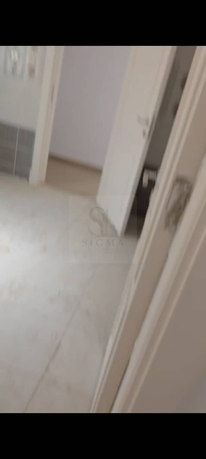 8 1000086575. jpg