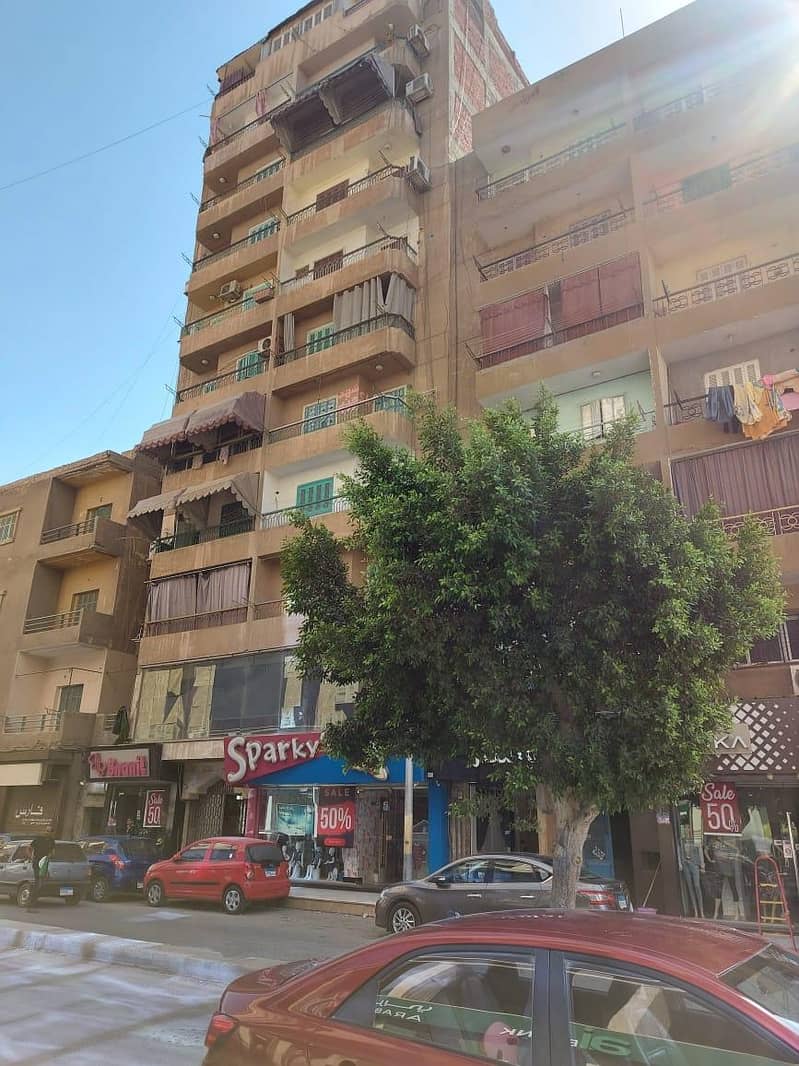 شقة للبيع في السويس بشارع الشهداء أمام بنك QNB |م² | 3 غرف | من المالك شقة للبيع في السويس بشارع الشهداء أمام بنك QNB |م² | 3 غرف | من المالك