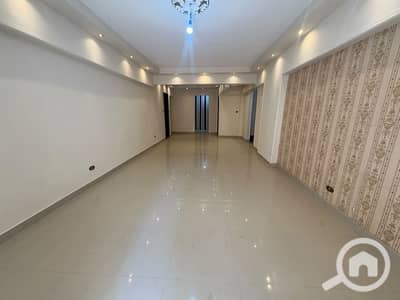3 Bedroom Flat for Sale in Kafr Abdo, Alexandria - 1000388837. jpg
