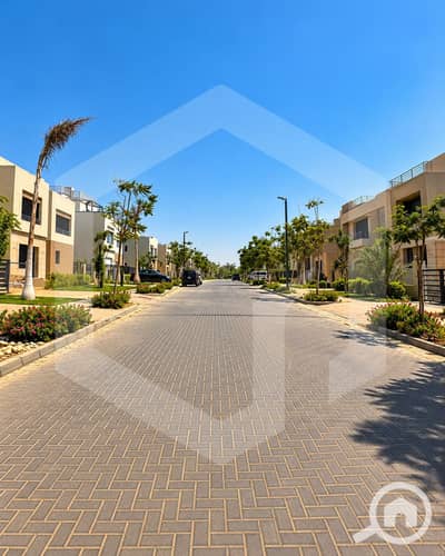 3 Bedroom Villa for Sale in 6th of October, Giza - The Crown Palm Hills 3. jpg 3 Bedroom Villa for Sale in 6th of October, Giza - The Crown Palm Hills 3. jpg