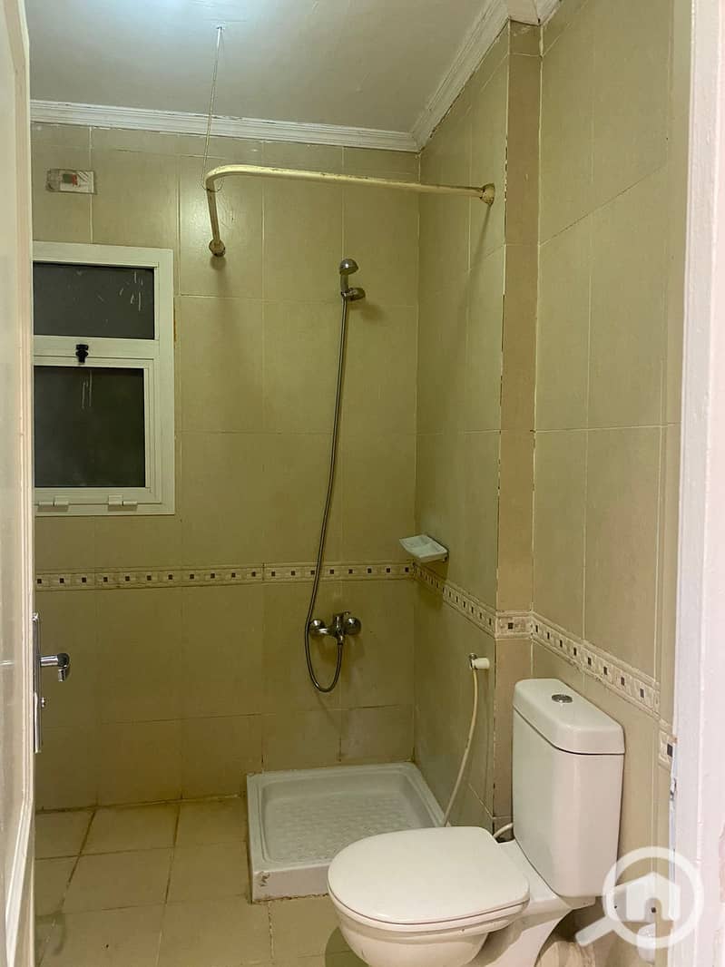 7 1001072645. jpg