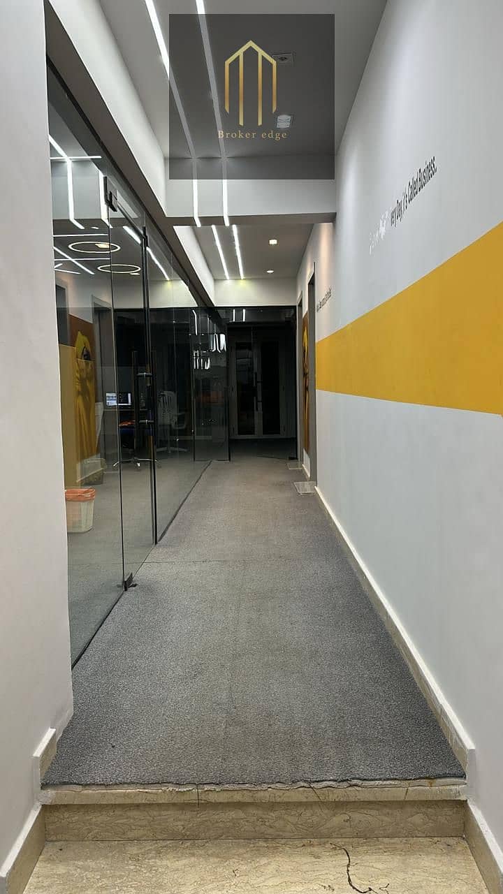 10 1000759930. jpg