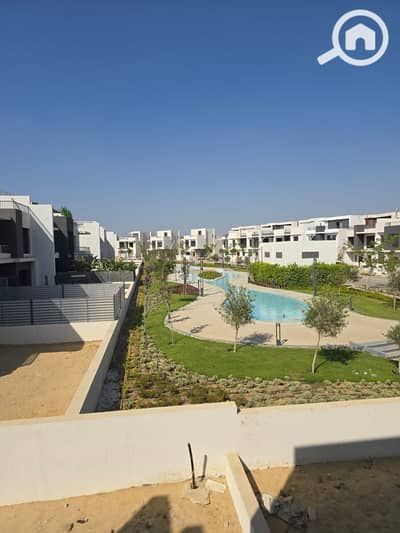 5 Bedroom Townhouse for Sale in Sheikh Zayed, Giza - WhatsApp Image 2026-10-13 at 2.09. 46 PM. jpeg 5 Bedroom Townhouse for Sale in Sheikh Zayed, Giza - WhatsApp Image 2026-10-13 at 2.09. 46 PM. jpeg