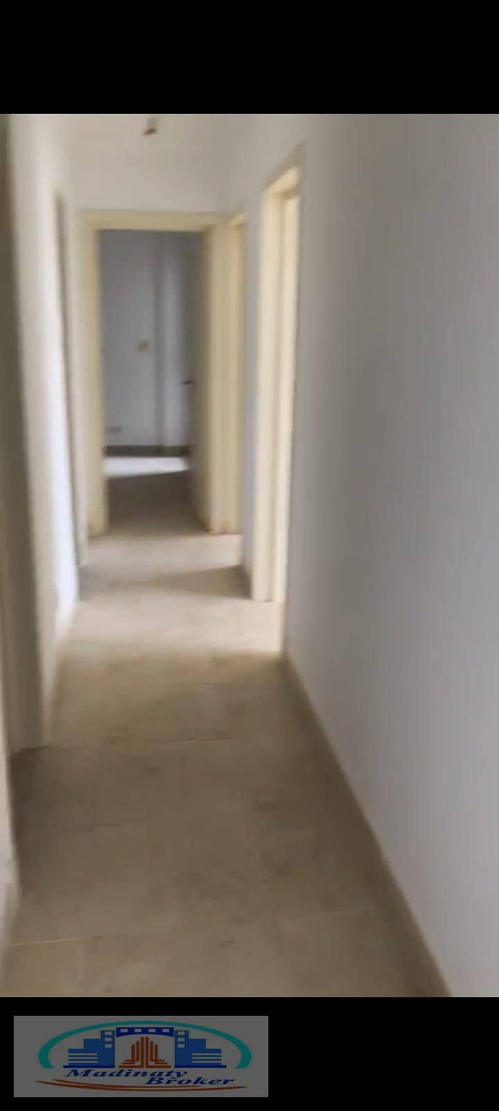 3 40890. jpeg