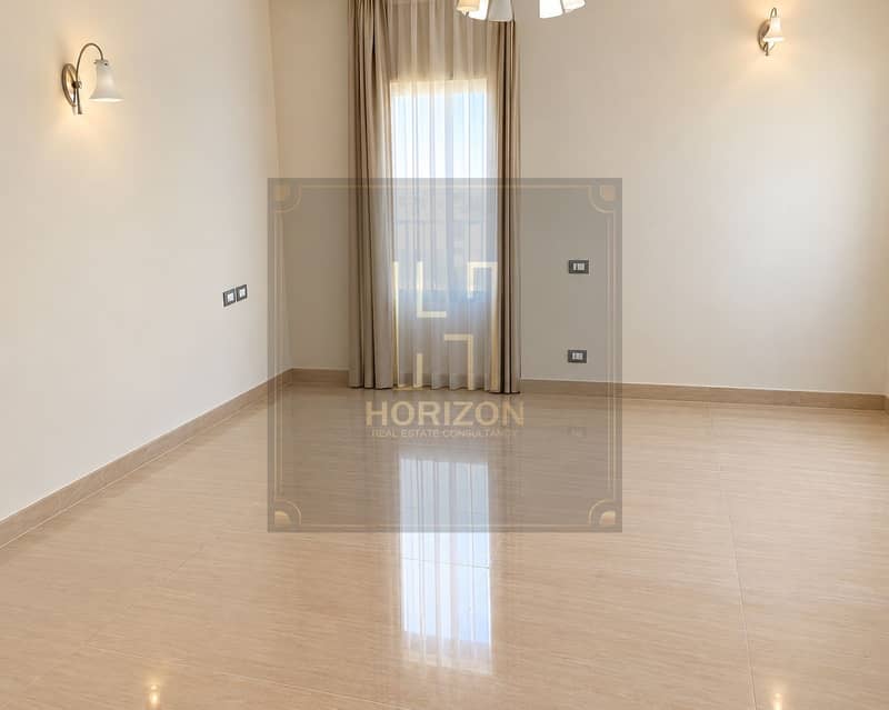 2 Minimalist Beige Room with Reflections. png