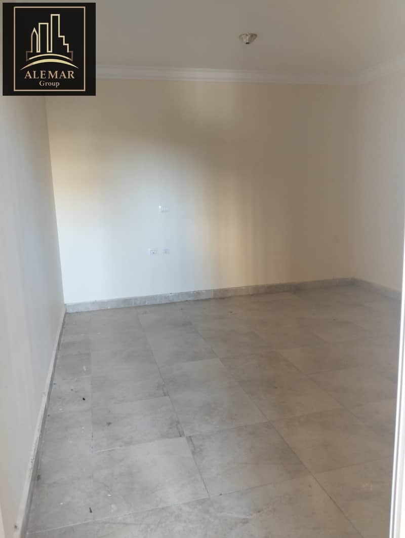 5 128039. jpg