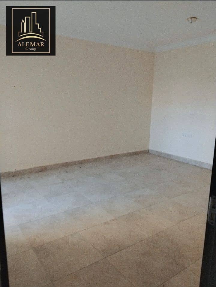 7 1000203239. jpg