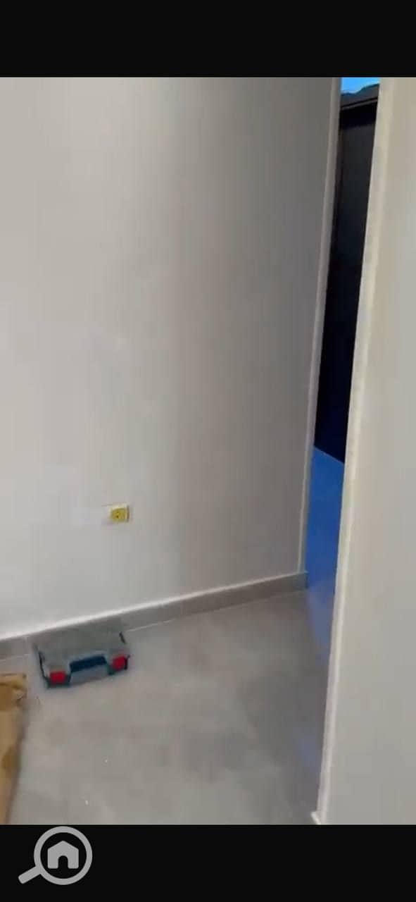 5 5940604258103266944_121. jpg