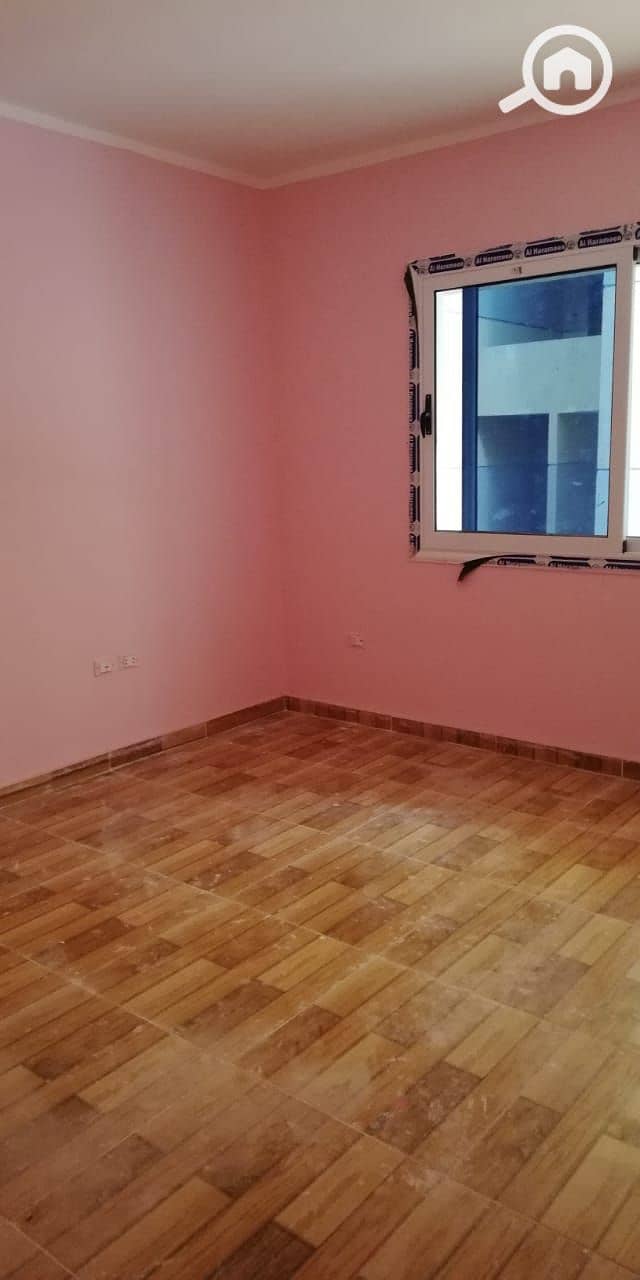 4 WhatsApp Image 2026-10-11 at 14.03. 52. jpeg