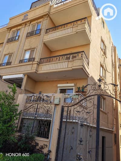 3 Bedroom Apartment for Sale in Sheikh Zayed, Giza - WhatsApp Image 2026-10-04 at 12.40. 04 PM (2). jpeg 3 Bedroom Apartment for Sale in Sheikh Zayed, Giza - WhatsApp Image 2026-10-04 at 12.40. 04 PM (2). jpeg