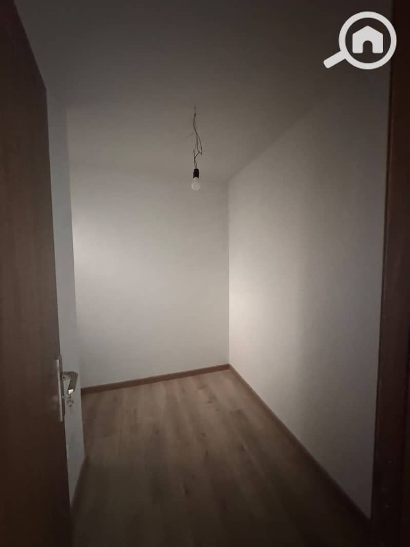 12 WhatsApp Image 2026-09-25 at 8.22. 45 PM. jpeg