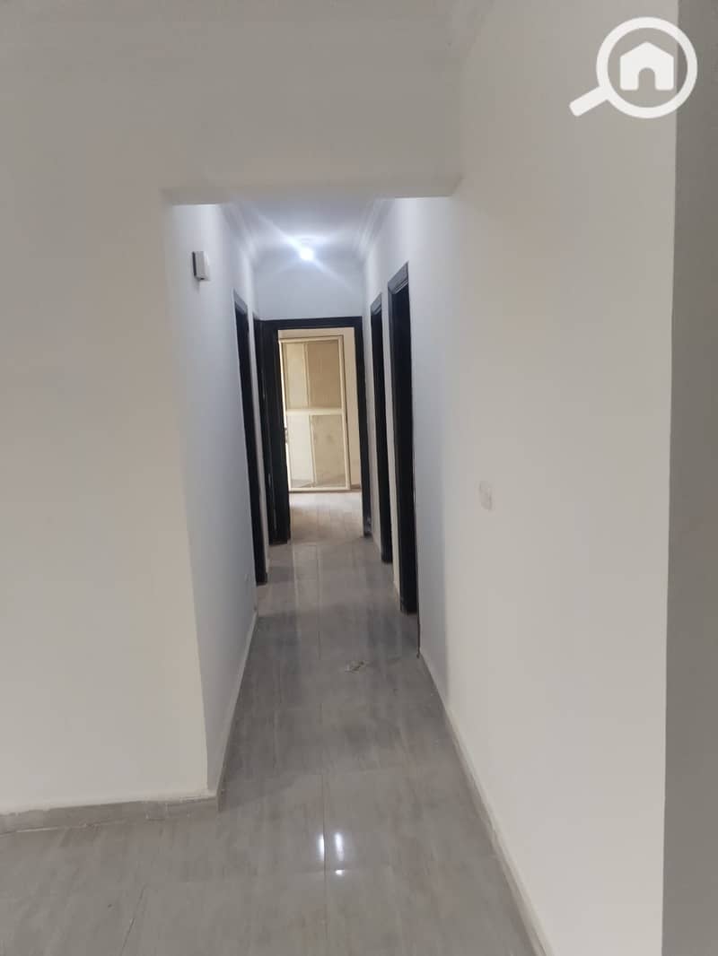 2 1000411048. jpg