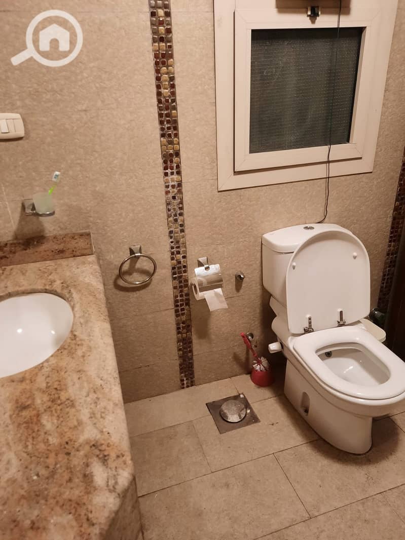 9 1000273671. jpg