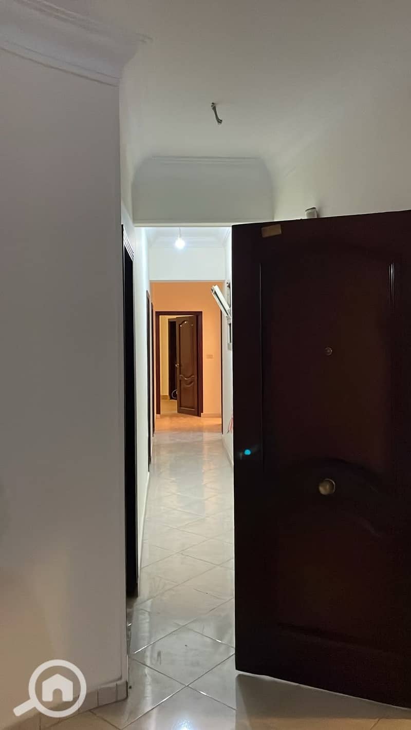 9 1000915224. jpg