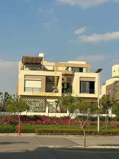 7 Bedroom Villa for Sale in New Cairo, Cairo - 735908886_122119234778886328_4020886332107947145_n (2). jpg