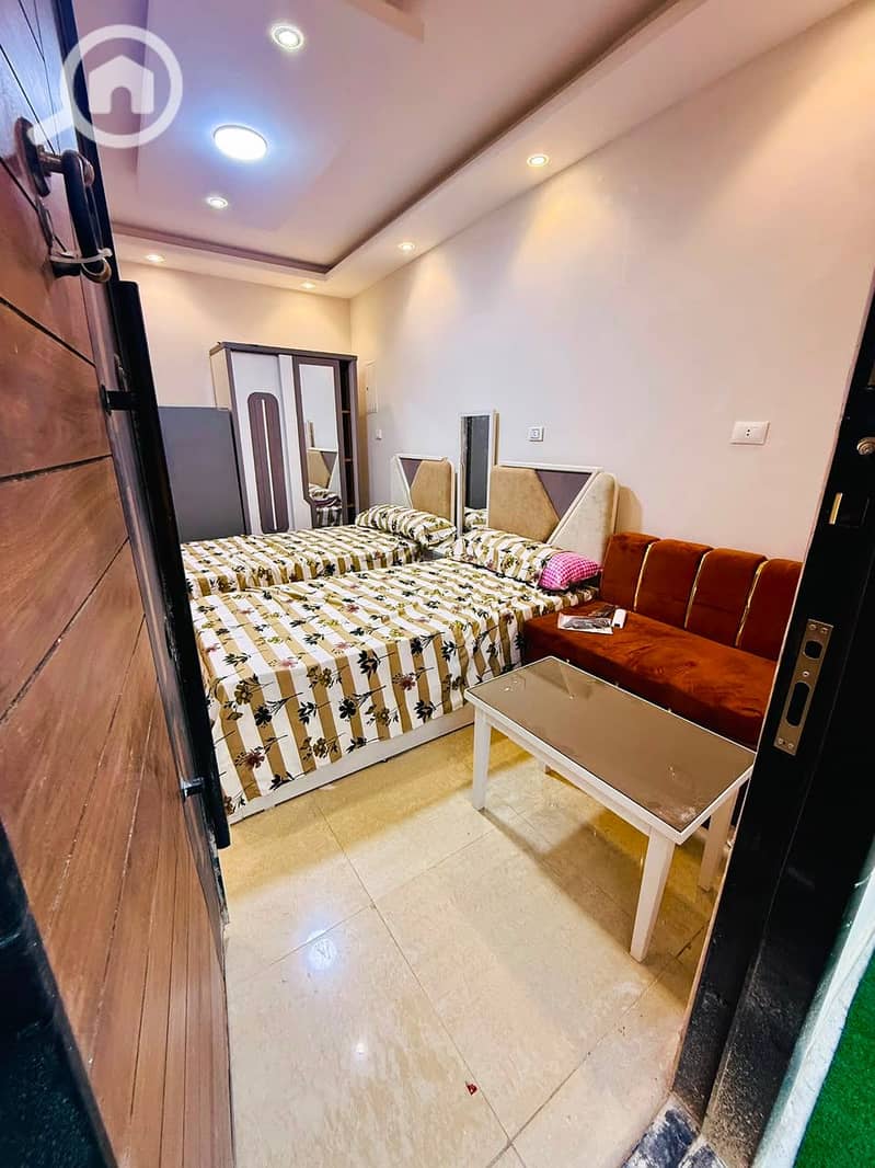 7 10404. jpg