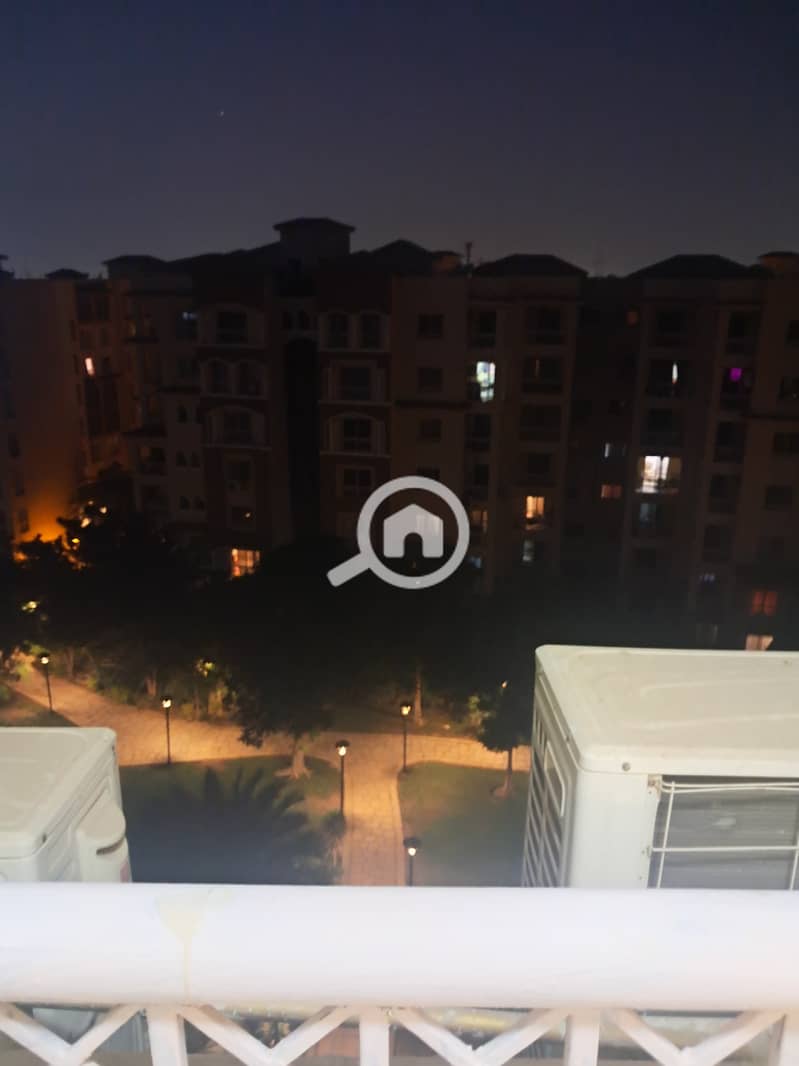 2 80982. jpg