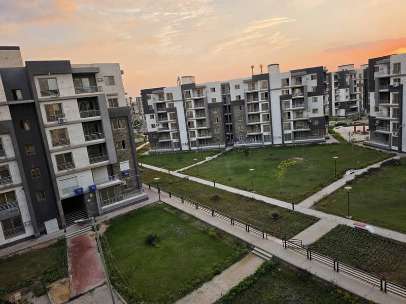 للايجار فاضي ١٤٠ متر نموذج b جنة اكتوبر للايجار فاضي ١٤٠ متر نموذج b جنة اكتوبر