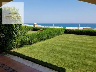 3 Bedroom Chalet for Sale in North Coast, Matruh - شاليه بجاردن بسعر القديم 110م+جاردن 40م متشطب بالكاااامل بفيو ع البحر