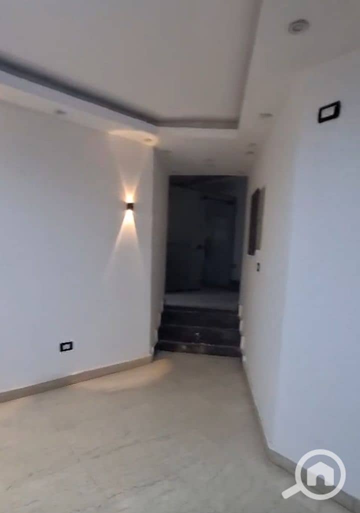 8 1000407323. jpg