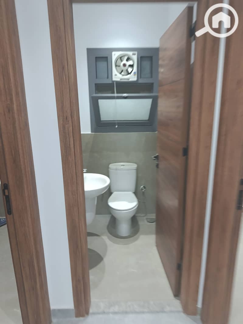 4 50191. jpg