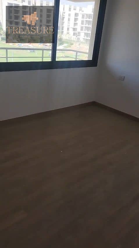 4 1001397247. jpg