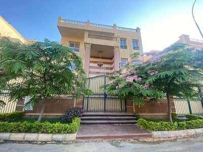10+ Beds Villa for Sale in 6th of October, Giza - فيلا للبيع بغرب سوميد من المالك 10+ Beds Villa for Sale in 6th of October, Giza - فيلا للبيع بغرب سوميد من المالك