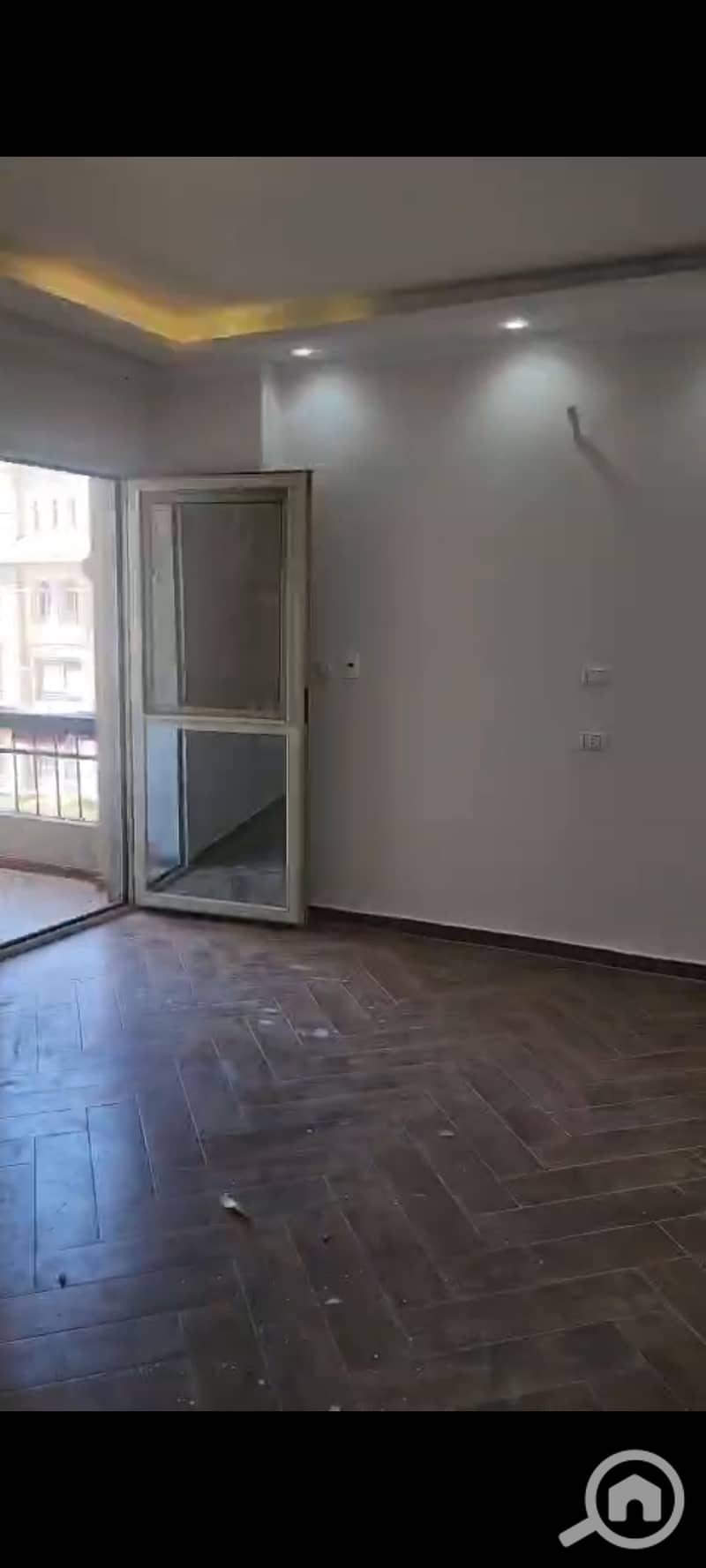 12 1001404832. jpg