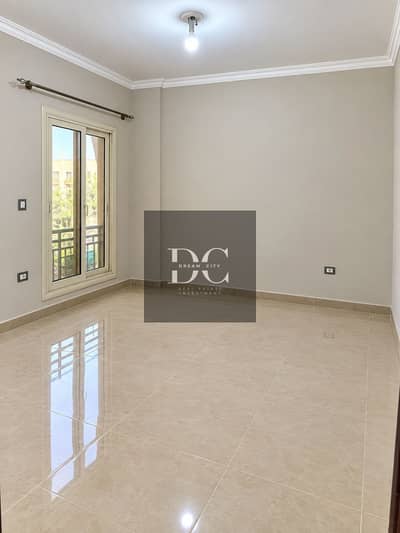 3 Bedroom Apartment for Rent in Shorouk City, Cairo - Bright Minimalist Room with Polished Tile Floor. png