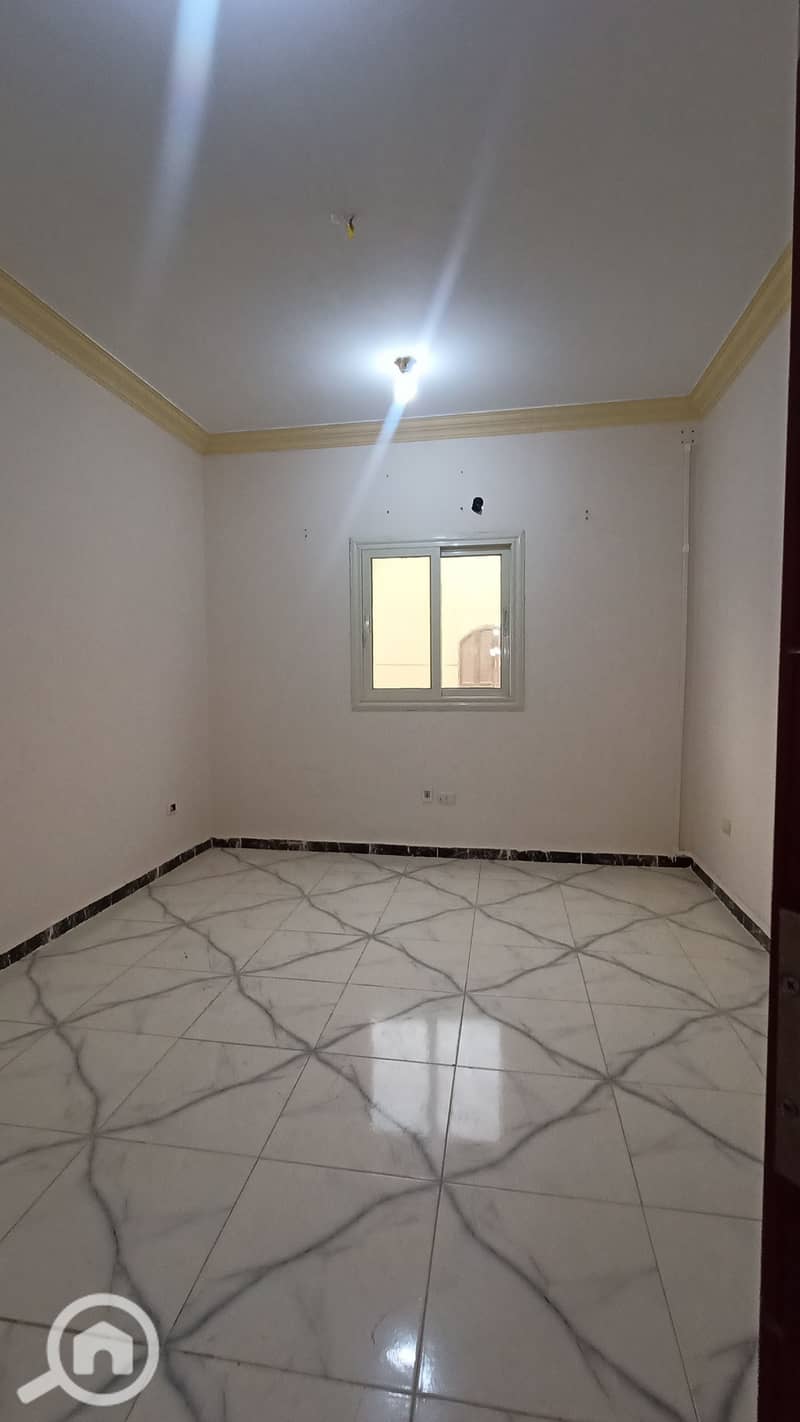 5 1000845408. jpg