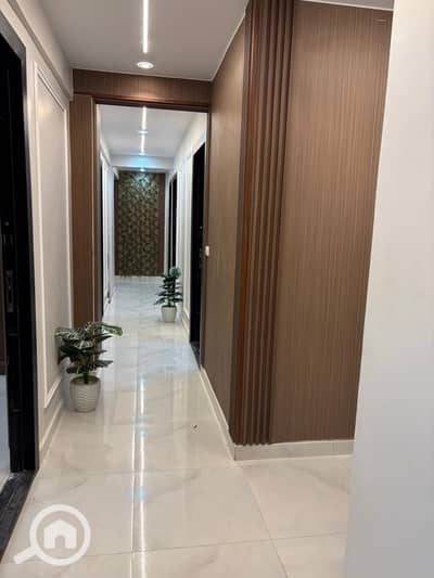 9 Bedroom Flat for Sale in 6th of October, Giza - 55bf407e-336d-4c48-b168-6702227fd41d. jpeg