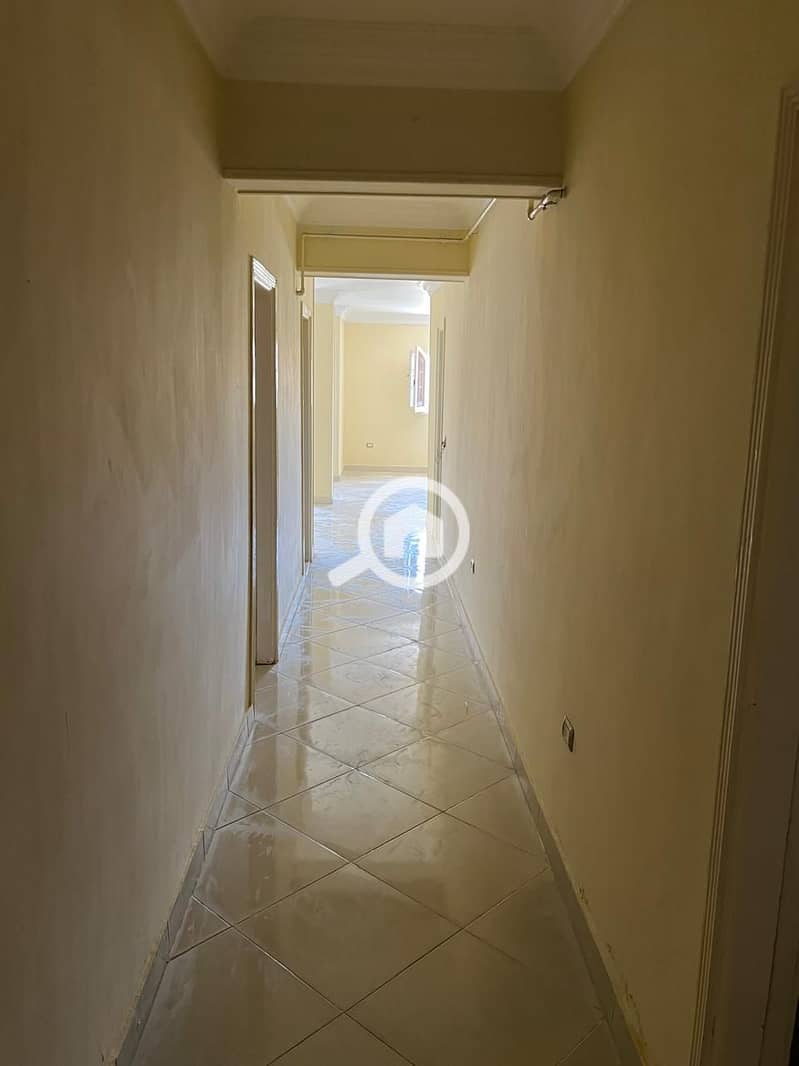 8 1000604347. jpg
