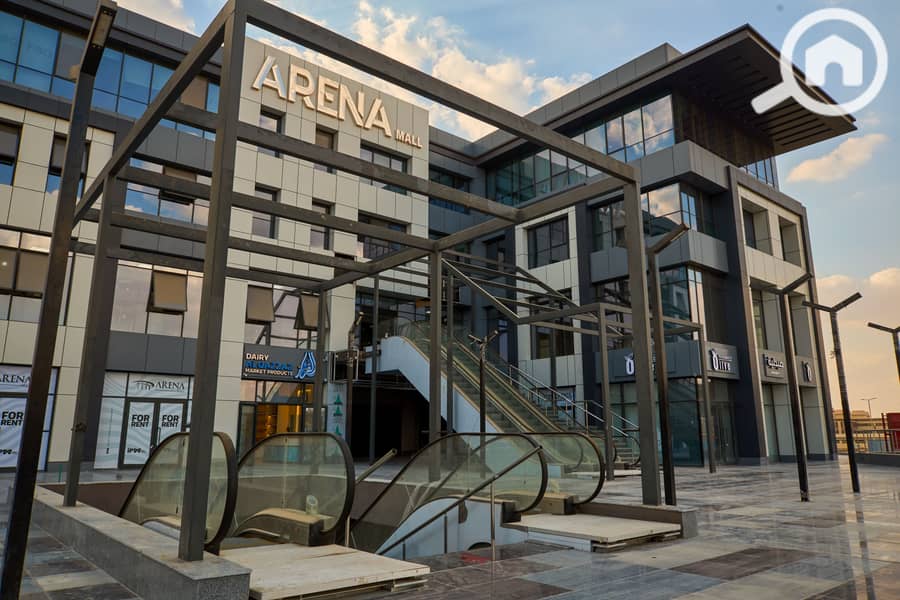 3 Arena1159_HDR. jpg