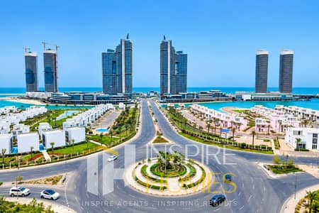 2 Bedroom Flat for Sale in North Coast, Matruh - Futuristic Coastal Boulevard and Towers. png 2 Bedroom Flat for Sale in North Coast, Matruh - Futuristic Coastal Boulevard and Towers. png
