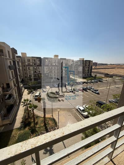 3 Bedroom Flat for Rent in Sheikh Zayed, Giza - WhatsApp Image 2026-10-13 at 12.57. 46 AM (2). jpeg