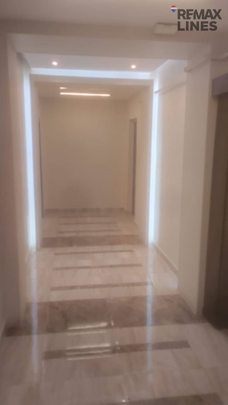 9 1000826722. jpg