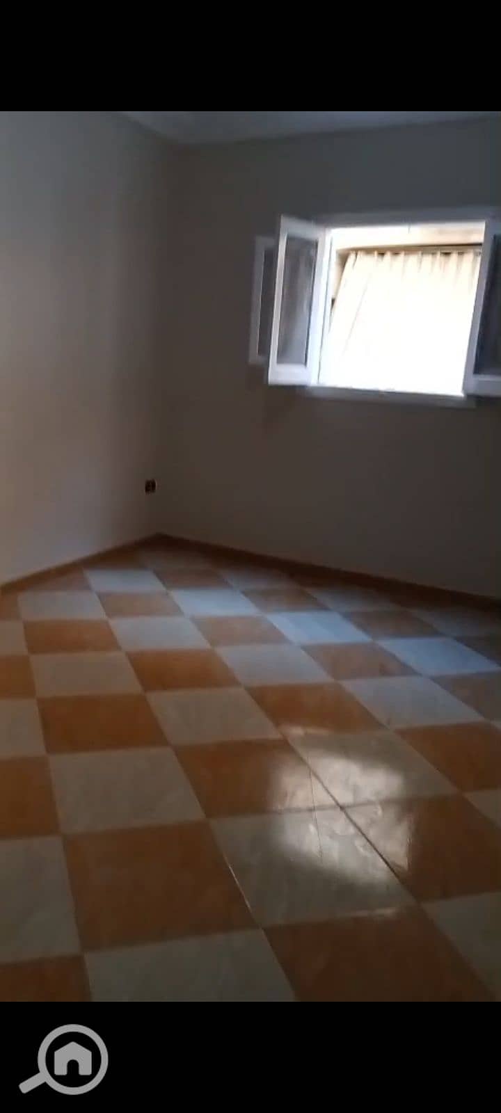 8 1000983165. jpg
