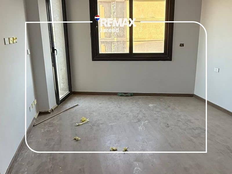 12 Abdelrahman-Medhat-1720---16. png---db280451df2afedd7822c2603f5272a4. png